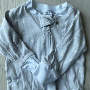 Kissy kissy unisex onesie